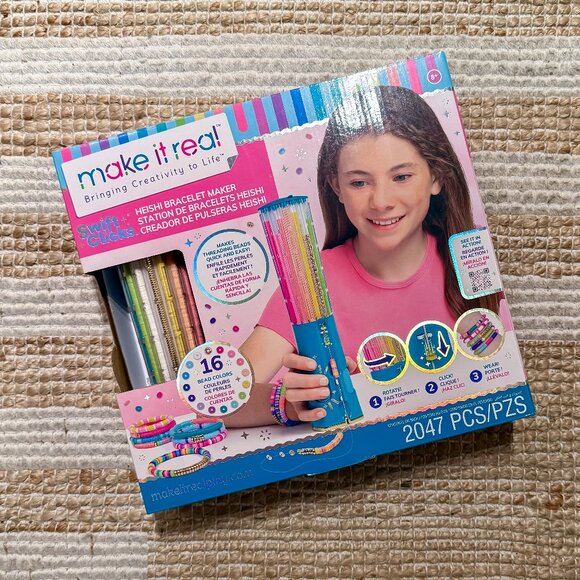 BRAND NEW Make it Real Bracelet Maker - Picture 1 of 13